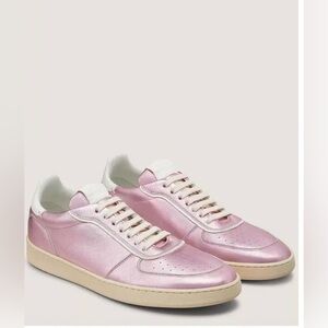 STUART WEITZMAN  Sw Derby - Pink. New no box